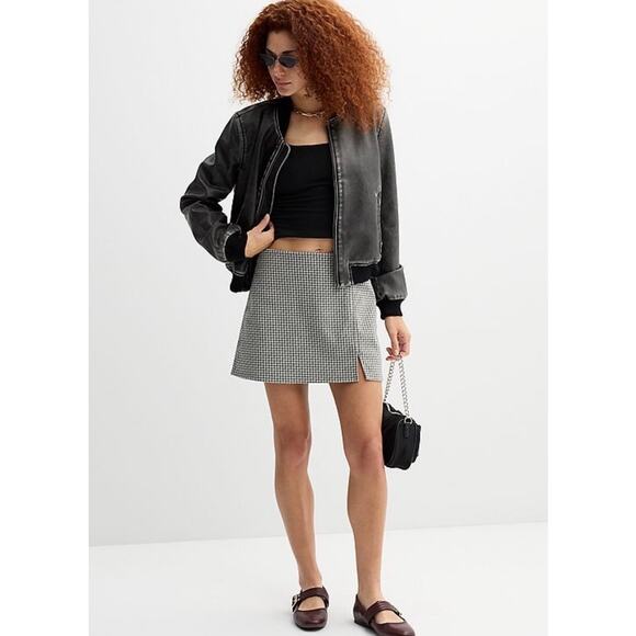 SO Faux Leather Bomber Jacket L Black Zip Front Vegan Moto Streetwear NWT edgy - Picture 2 of 10